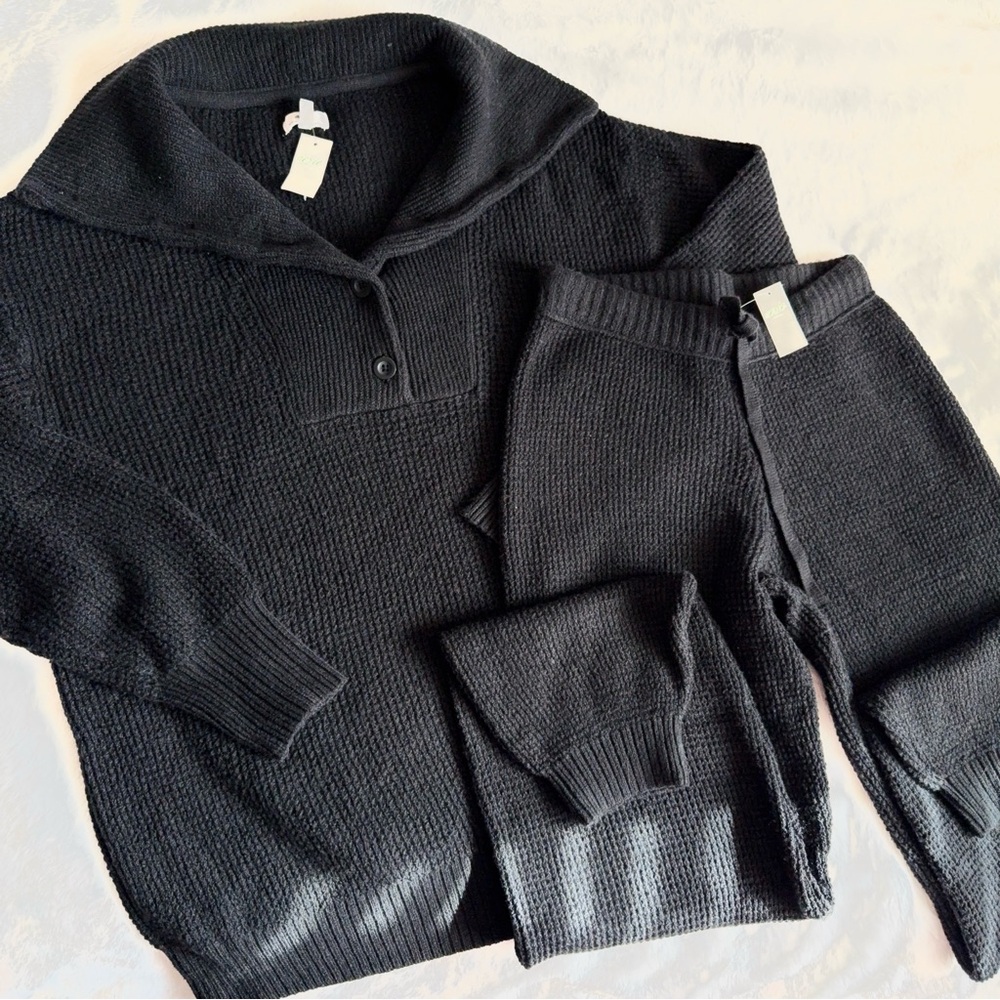 NWT aerie cozyup set